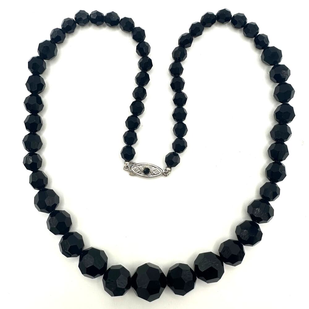 Vintage black faceted glass beads beaded graduated silver tone 18" necklace